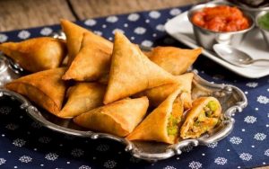 Üçgen Börek